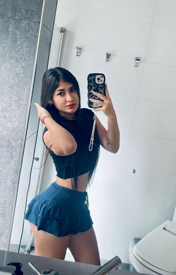 611232885: Chica busca chico en Málaga