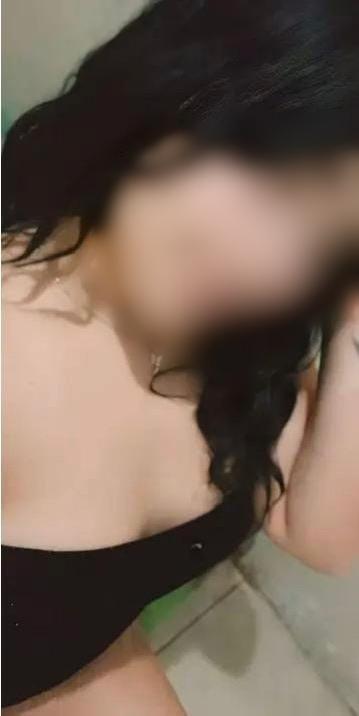 695332947: Chica busca chico en Tenerife