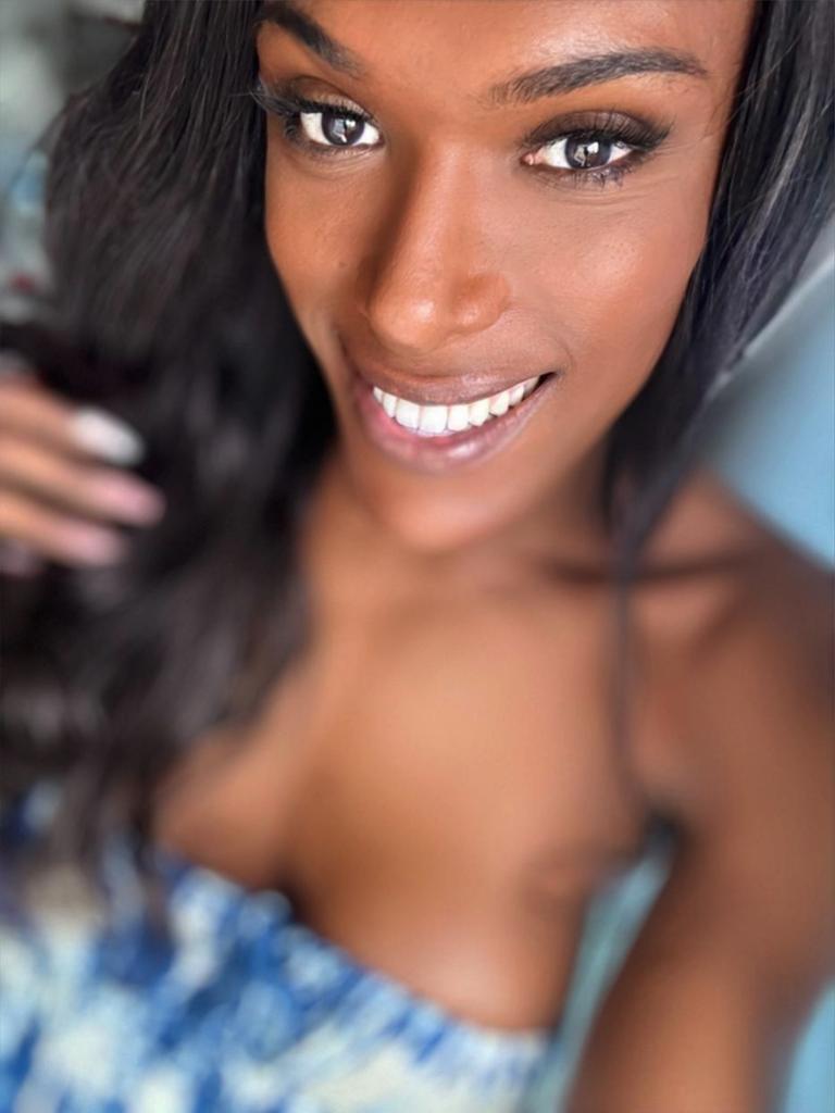 Transexual en Sevilla: Transexuales y Travestis