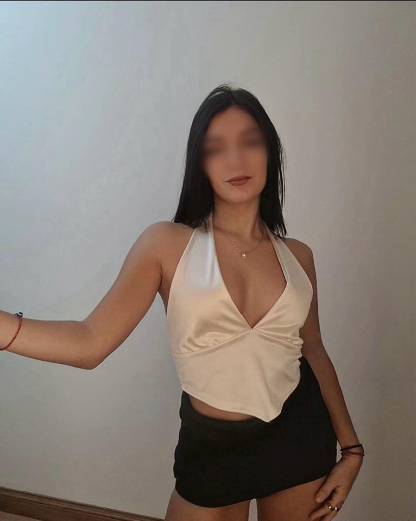 612268425: Chica busca chico en León