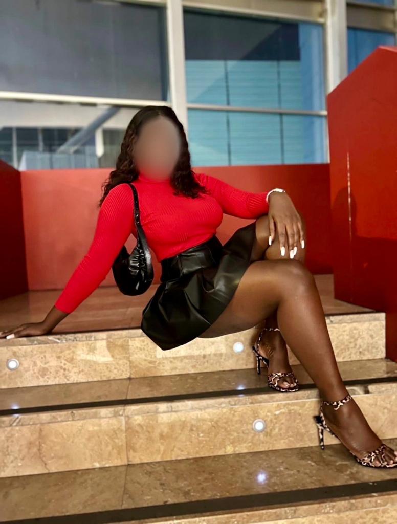 644865667: Chica busca chico en Navarra