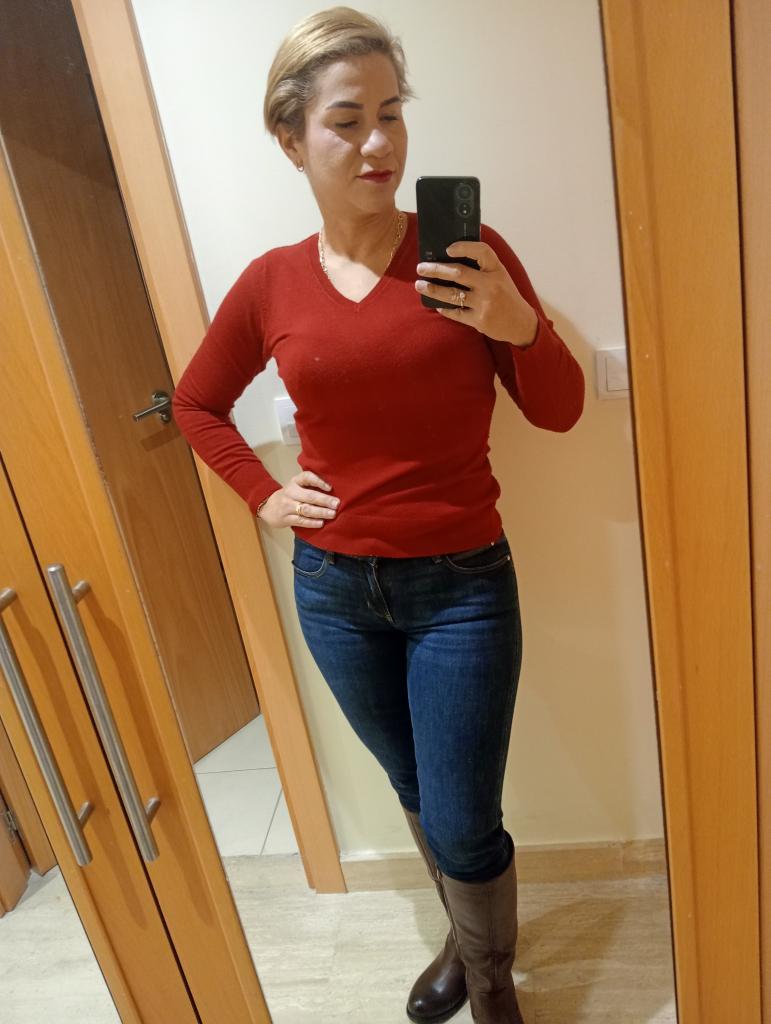 672017347: Chica busca chico en Cádiz