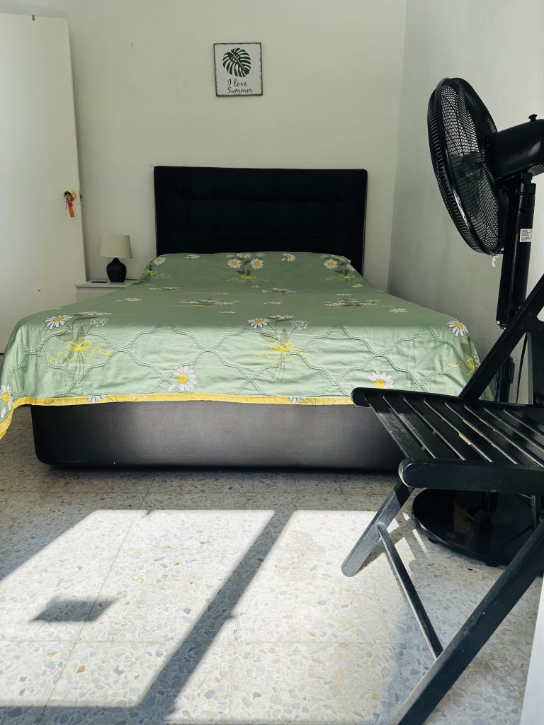 647053667:  en Málaga