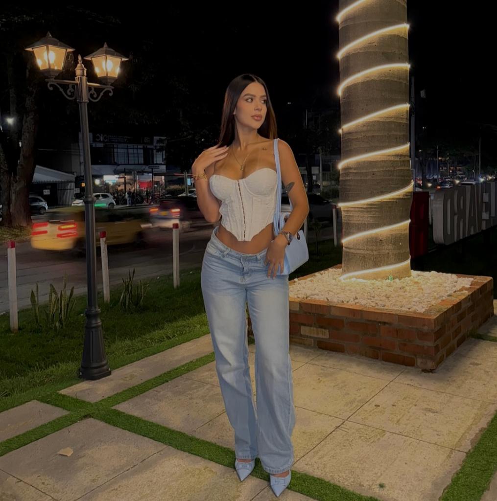 604180179: Chica busca chico en Madrid