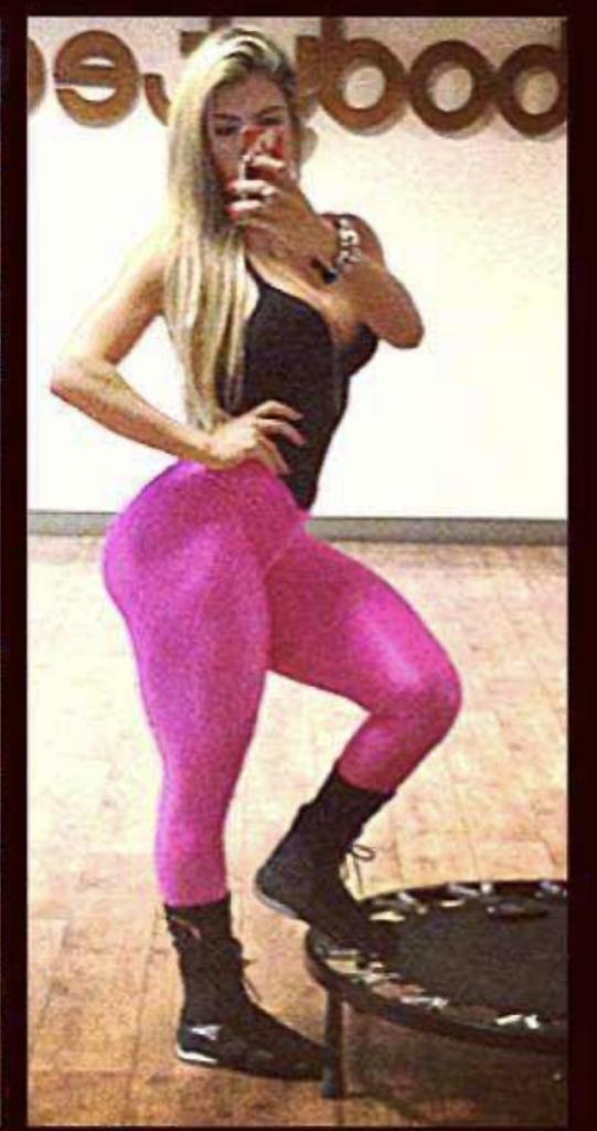 Chica busca chico en Huelva: 