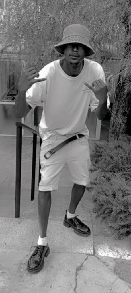 604131676: Chico busca chica en Barcelona