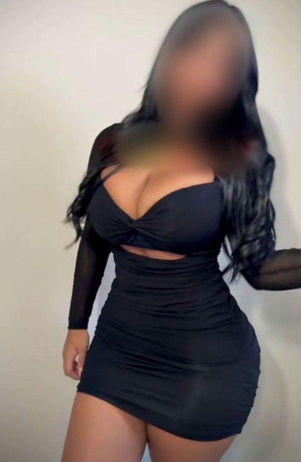 670655203: Chica busca chico en Barcelona