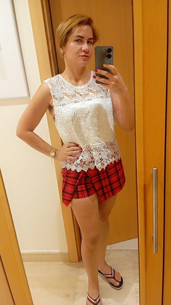 672017347: Chica busca chico en Cádiz