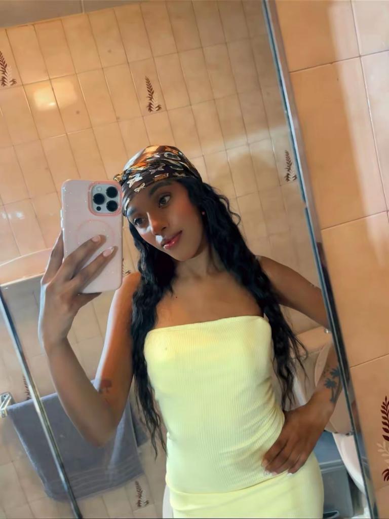 631158875: Chica busca chico en Tarragona