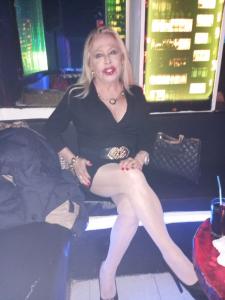 671616980: Chica busca chico en Madrid