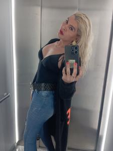 613815787: Chica busca chico en Málaga