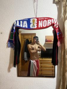 677295437: Chico busca chica en Almería