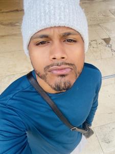 669065917: Chico busca chica en Barcelona