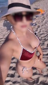 631584083: Chica busca chico en Gerona