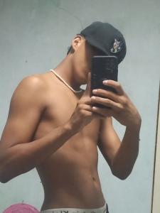 634720690: Chico busca chica en Tenerife