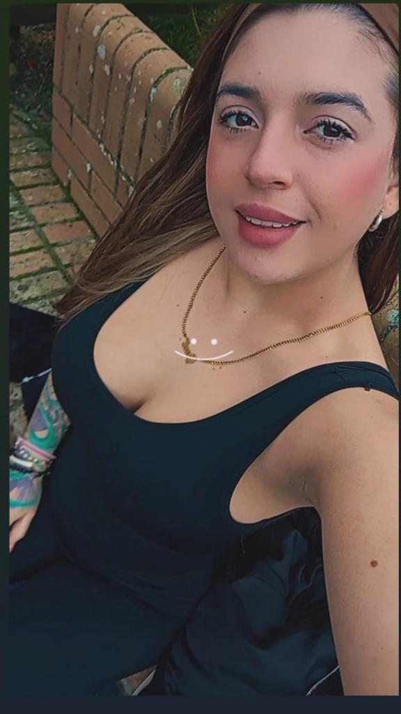 642993494: Chica busca chico en Pontevedra