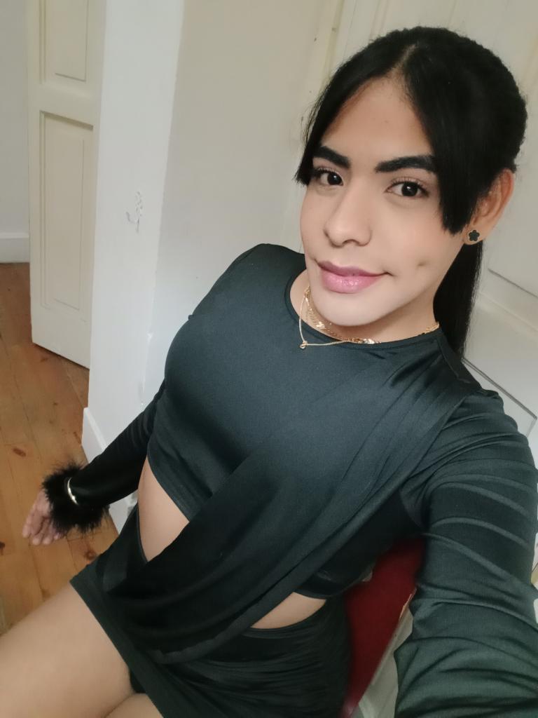 613693738: Travesti en Asturias