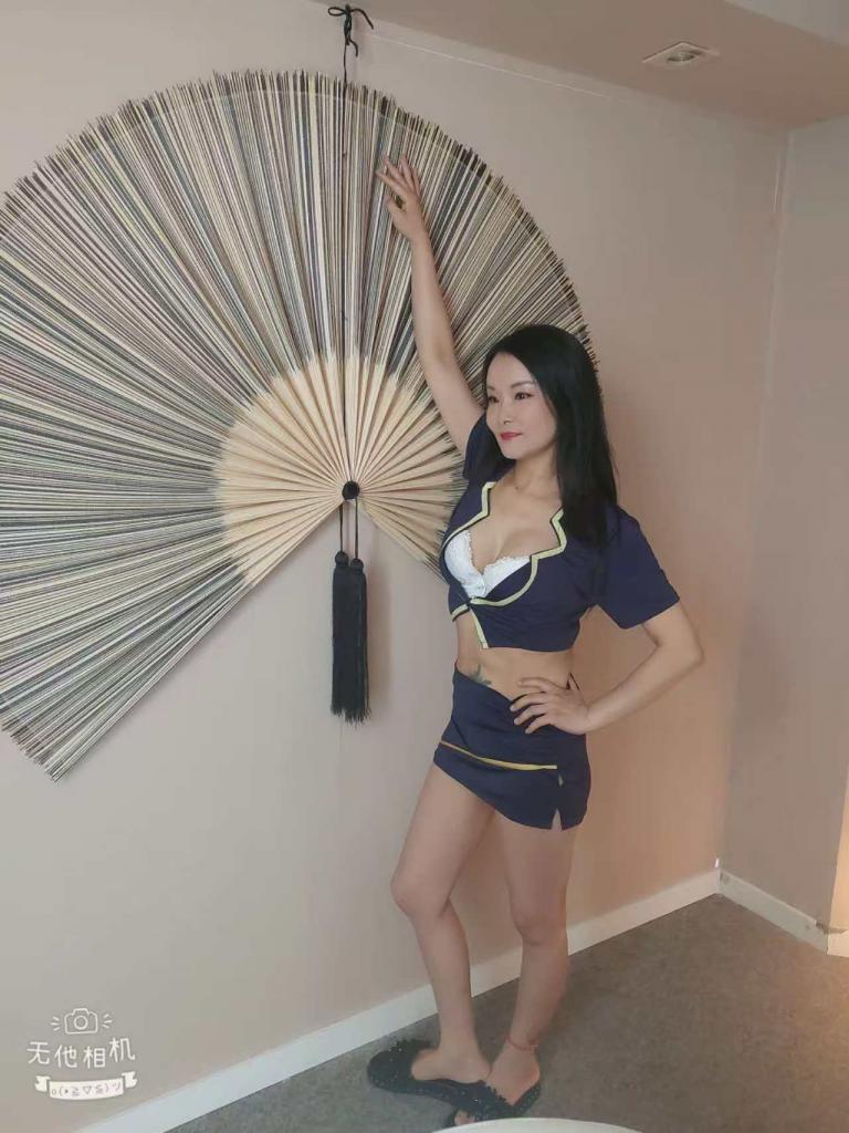 613536386: Chica busca chico en Pontevedra