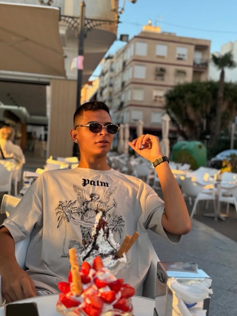 Chico busca chica en Alicante: 