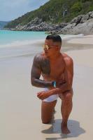 632260846: Chico busca chica en Barcelona