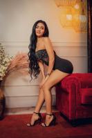 661447669: Chica busca chico en Barcelona