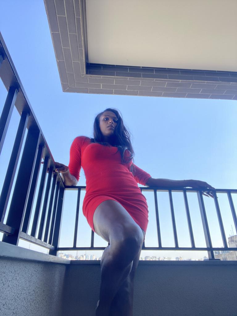 613961516: Transexual en Sevilla