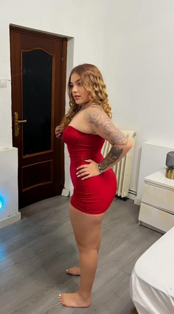 Chica busca chico en Zaragoza: Chica busca chico