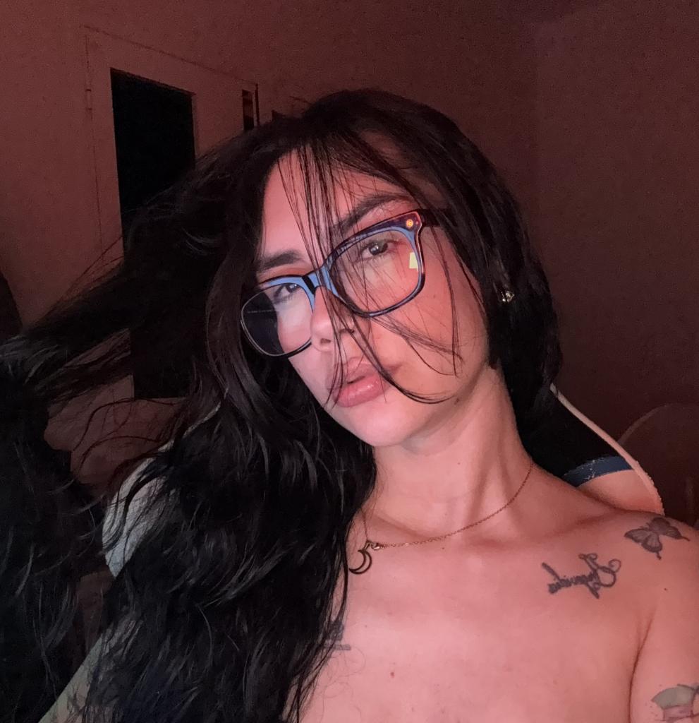 690644009: Chica busca chico en Las Palmas