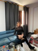 634380387: Chica busca chico en Alicante