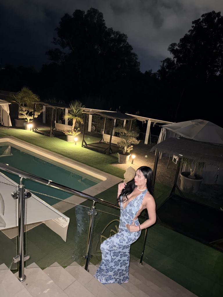 Chica busca chico en Cádiz: 