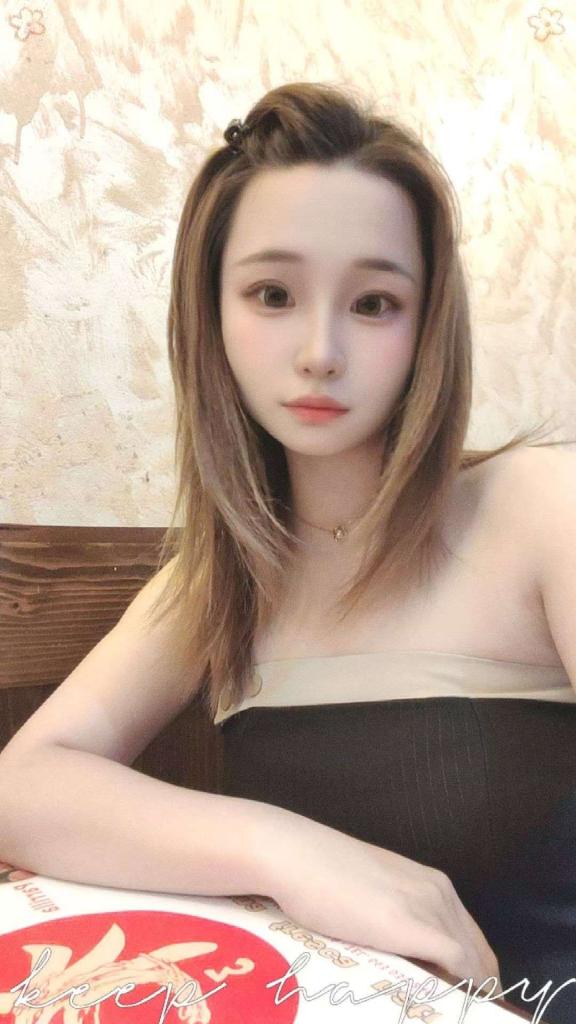 Chica busca chico en Barcelona: Chica busca chico