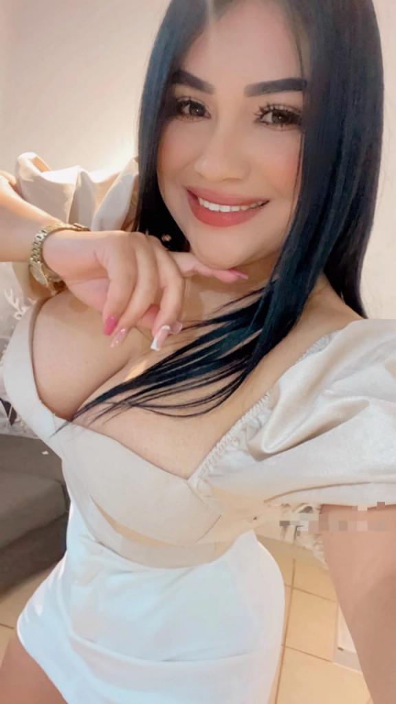 614857266: Chica busca chico en Huelva