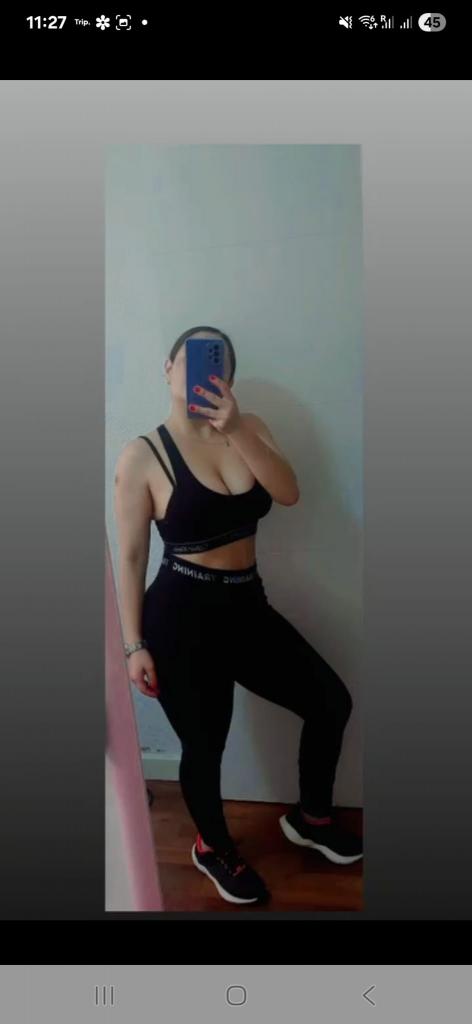 640908734: Chica busca chico en Barcelona