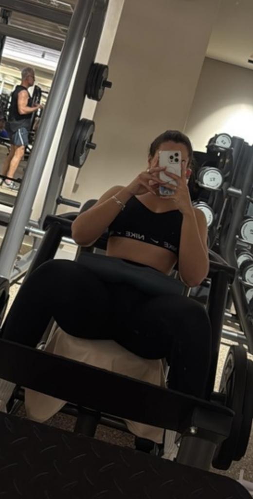 673304494: Chica busca chico en Cádiz