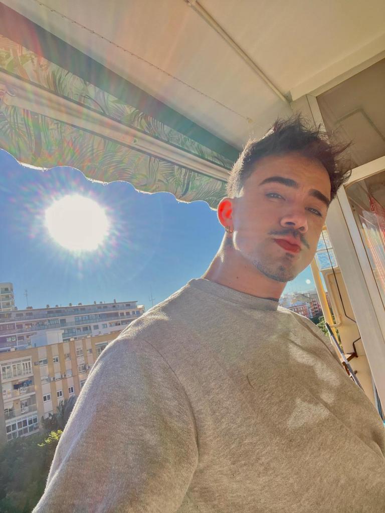 691606501: Chico busca chica en Valencia