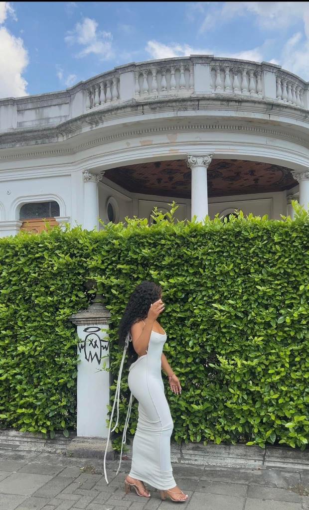 631282967: Chica busca chico en Murcia