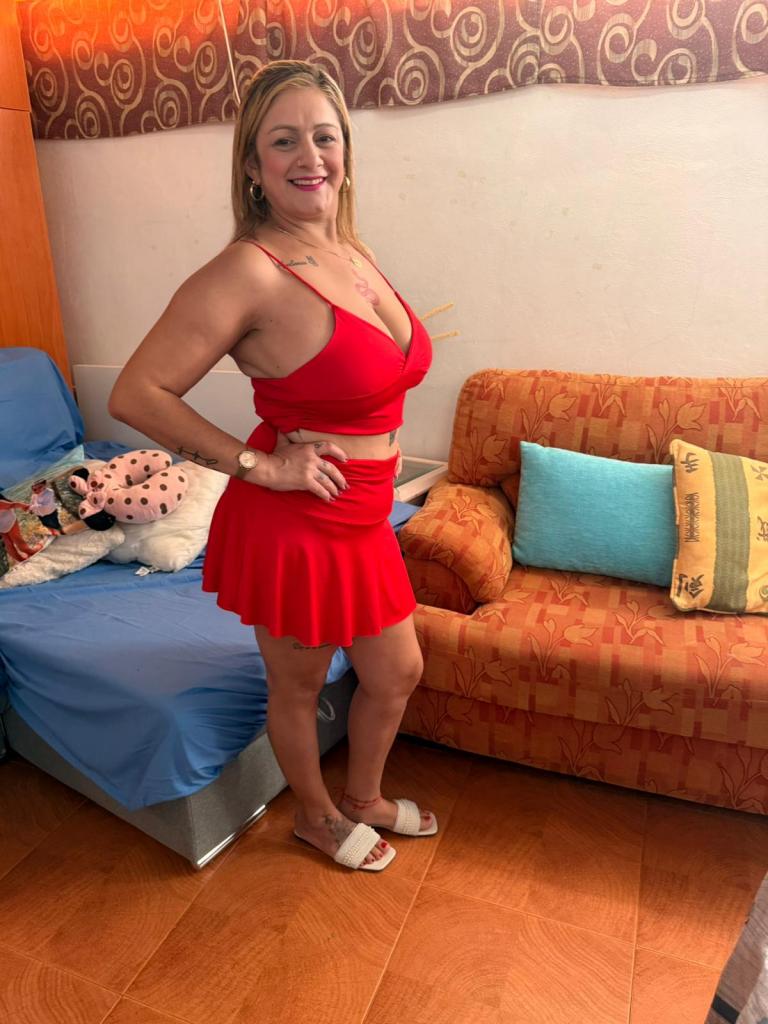 623725571: Chica busca chico en Murcia