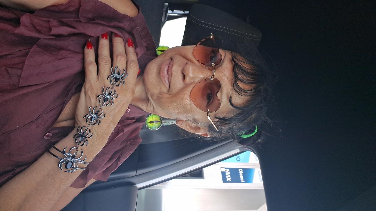 644579604: Chica busca chico en Valencia