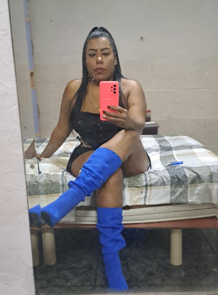 Chica busca chico en Sevilla: 