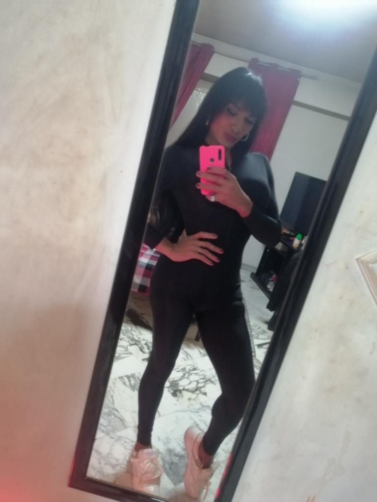 634125140: Chico busca chica en Zaragoza