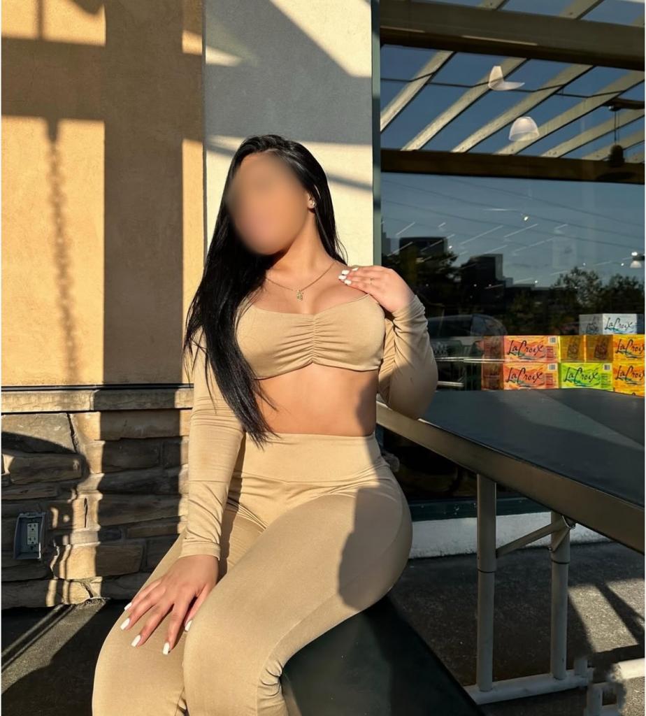 614922079: Chica busca chico en Sevilla