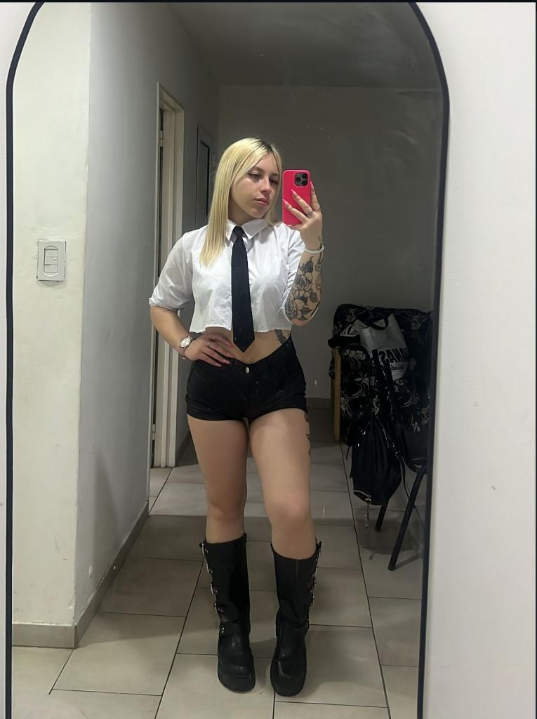 667882132: Chica busca chico en Madrid