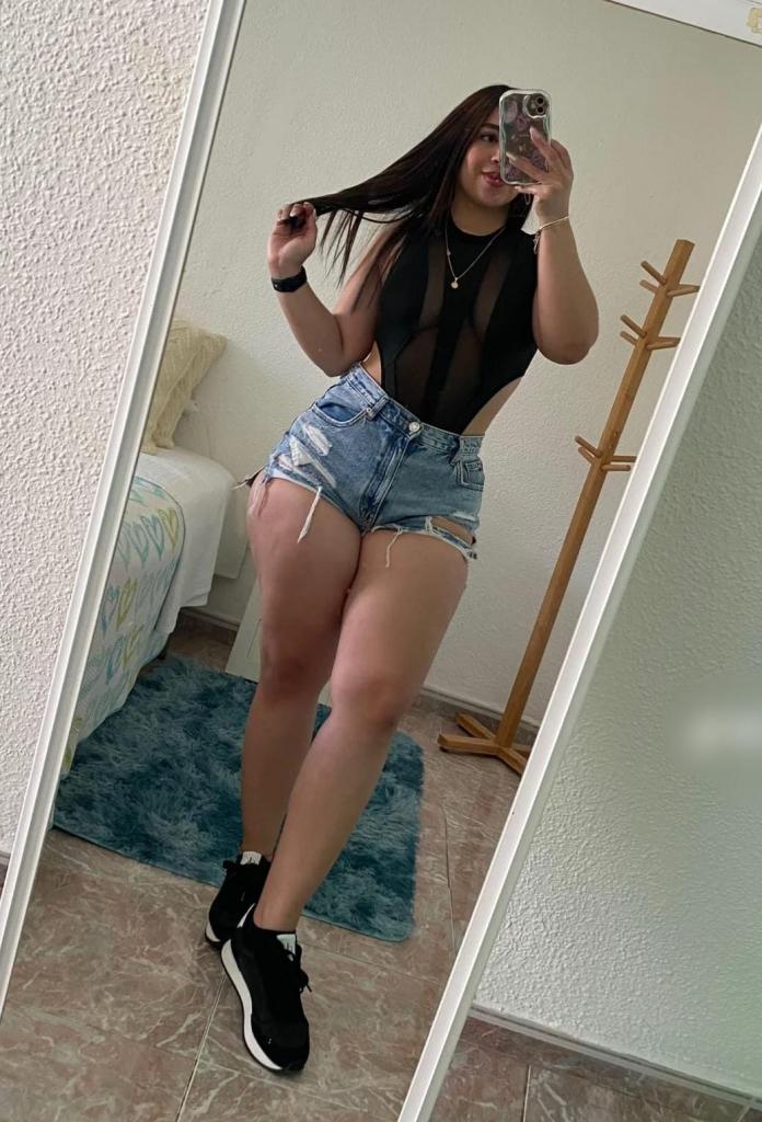 672953483: Chica busca chico en Córdoba