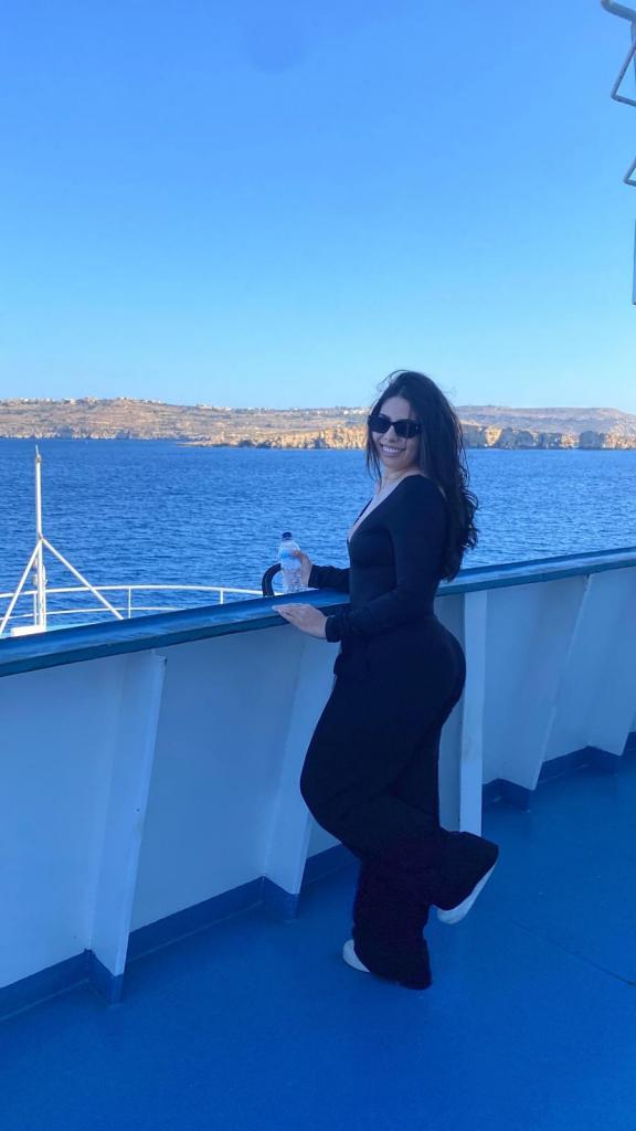 695402871: Chica busca chico en Mallorca