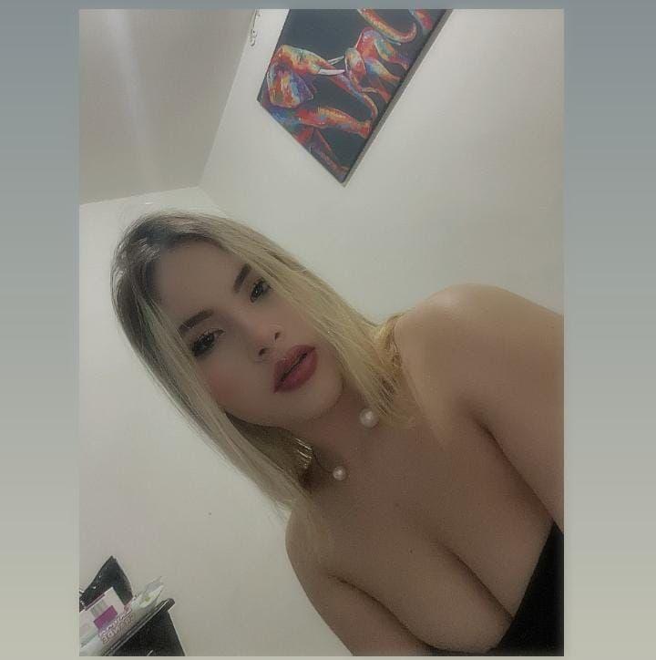 643197776: Chica busca chico en La Rioja