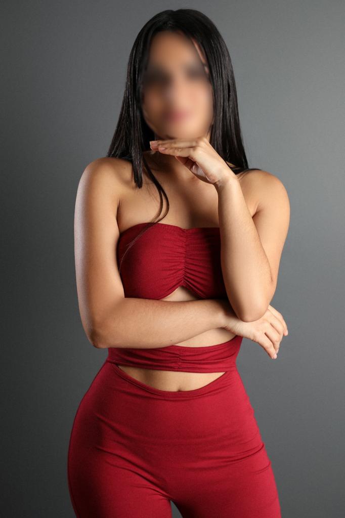 651585188: Chica busca chico en Madrid