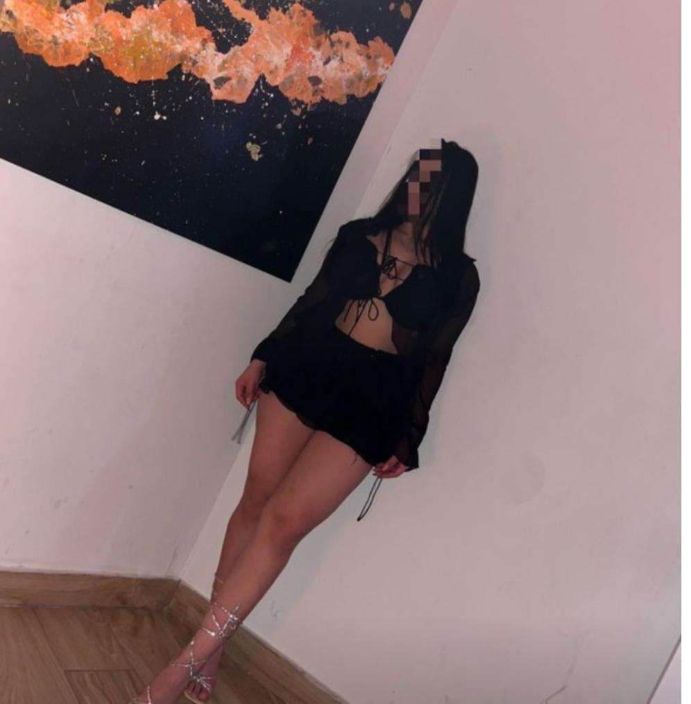 671875430: Chica busca chico en Málaga