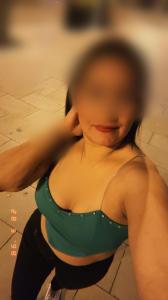 613407151: Chica busca chico en Barcelona