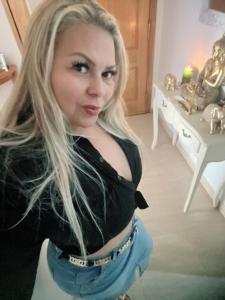 631317514: Chica busca chico en Murcia