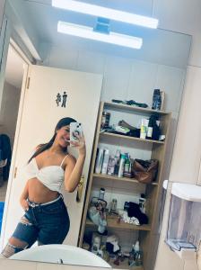 685917516: Chica busca chico en Barcelona